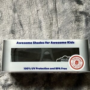 NWT babiator sunglasses